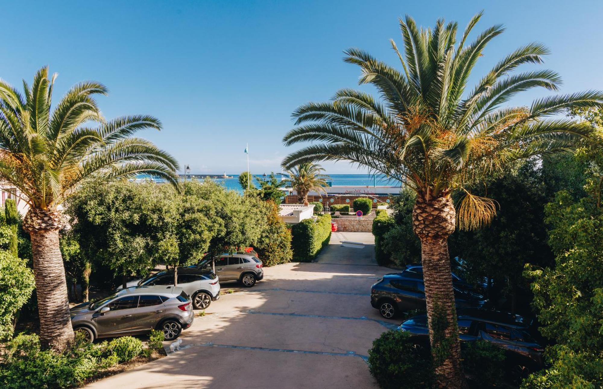 Hotel Liberata & Spa L'Ile-Rousse  Exterior photo