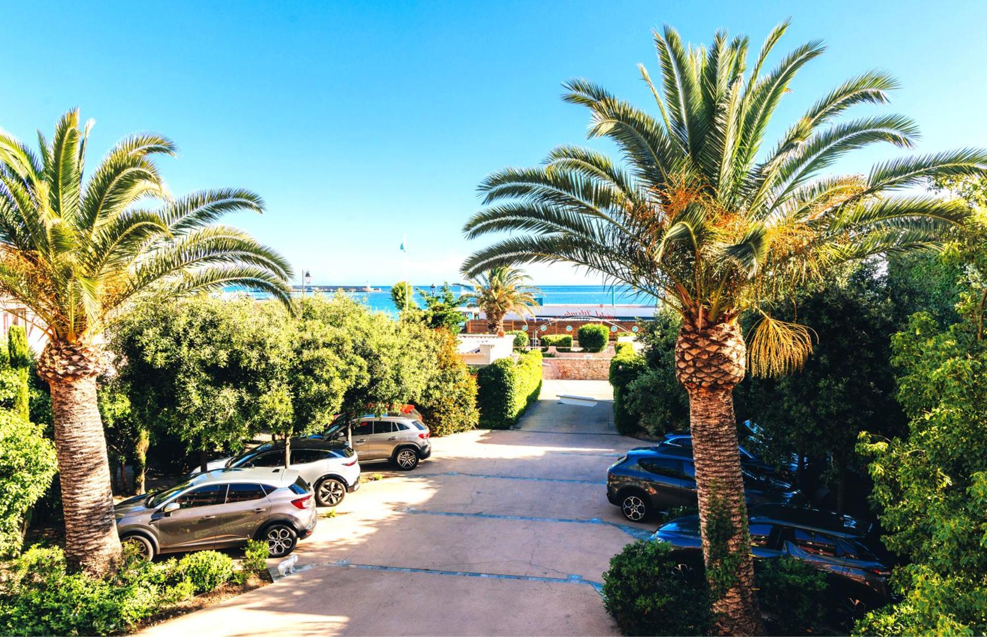 Hotel Liberata & Spa L'Ile-Rousse  Exterior photo